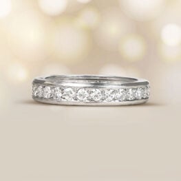 Vintage Eternity Wedding Band With 1.00ct of Diamonds Artistic Picture 15337