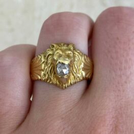 Lion Head Diamond Ring with rose-cut diamond weighing approximately 0.10 carats